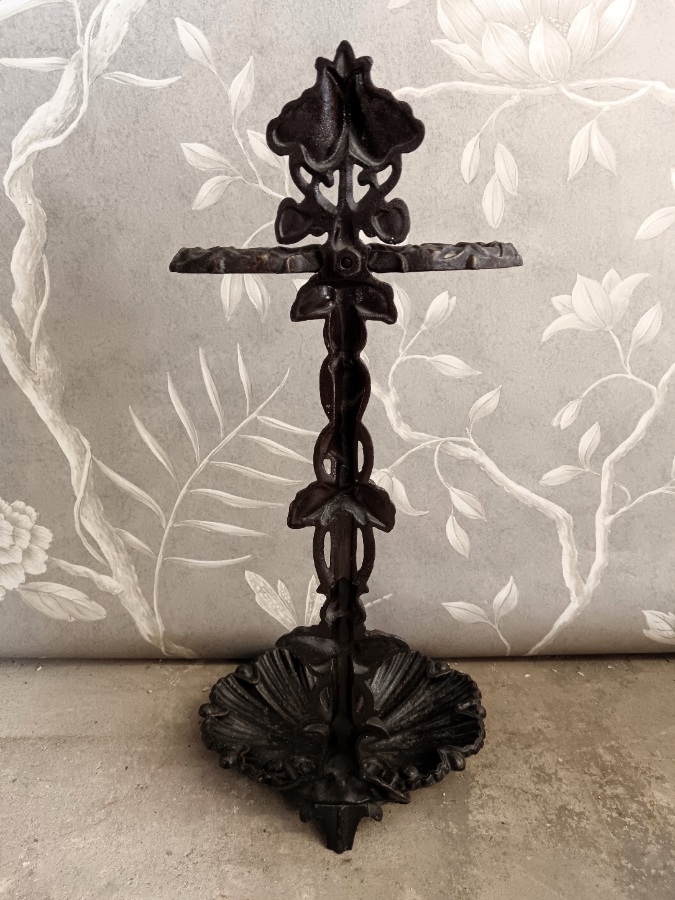 Belgian Art Nouveau Stand circa 1900 (9).jpg